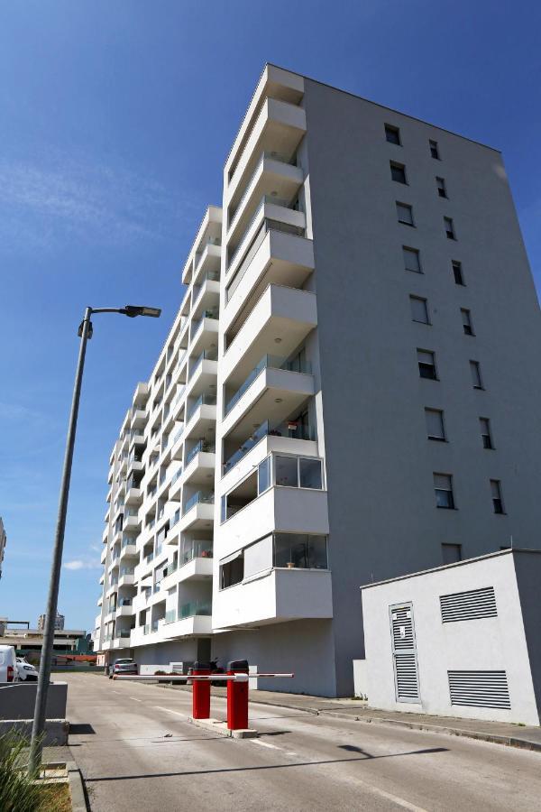 Studio Apartment Camino With Parking Zadar Exterior foto