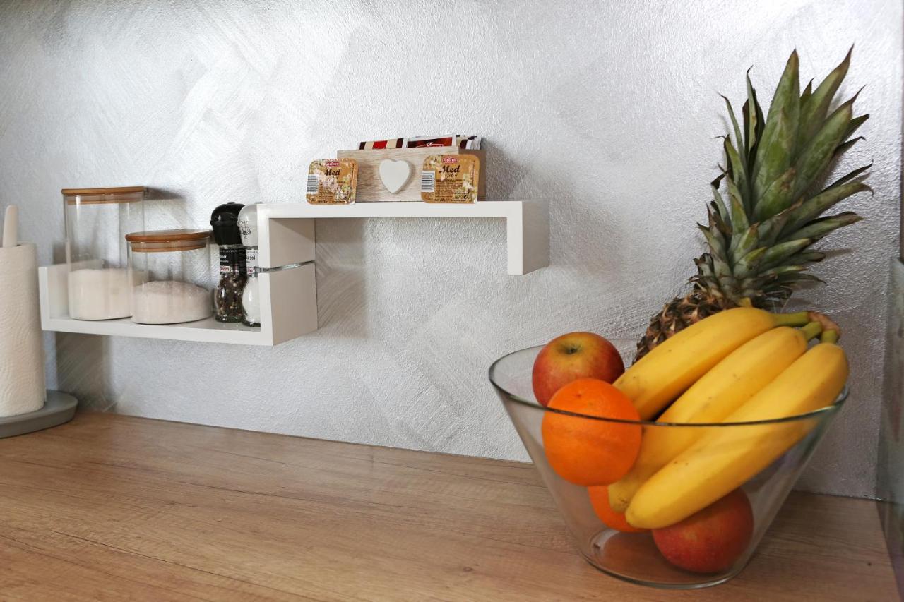 Studio Apartment Camino With Parking Zadar Exterior foto